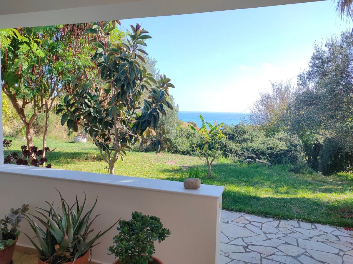 Kalamies - Secluded Beach Apartments Skala  Экстерьер фото